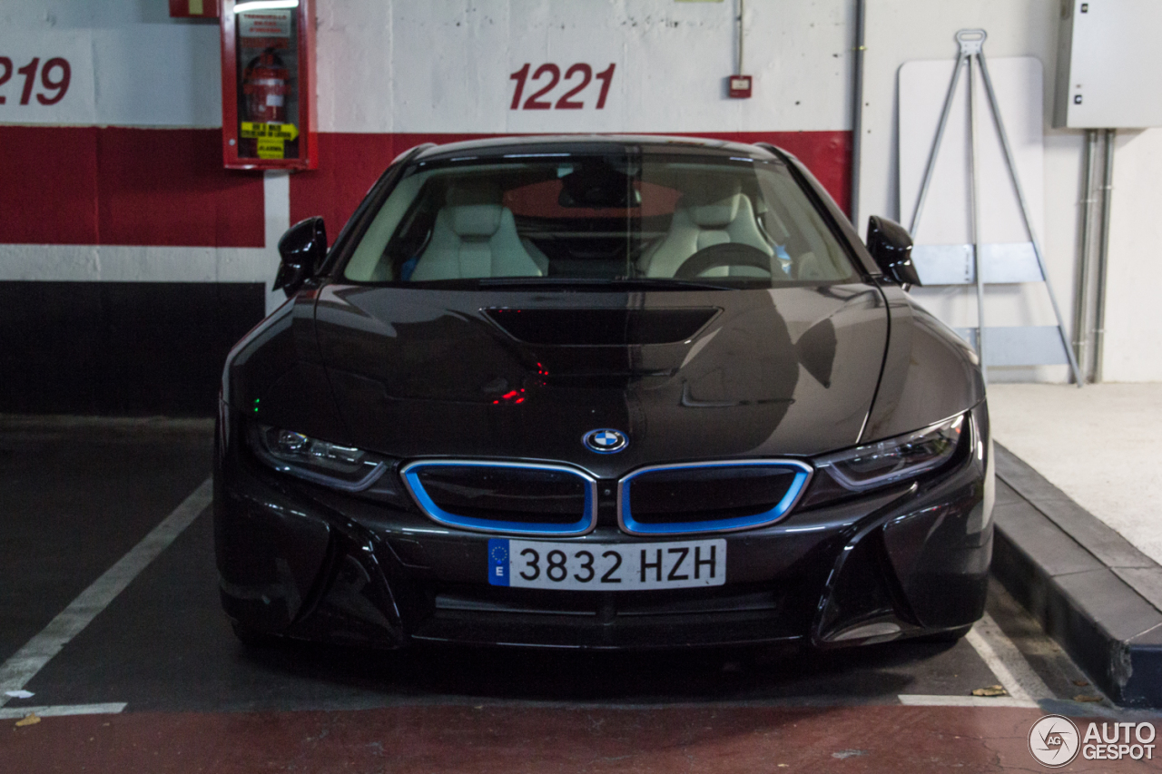 BMW i8