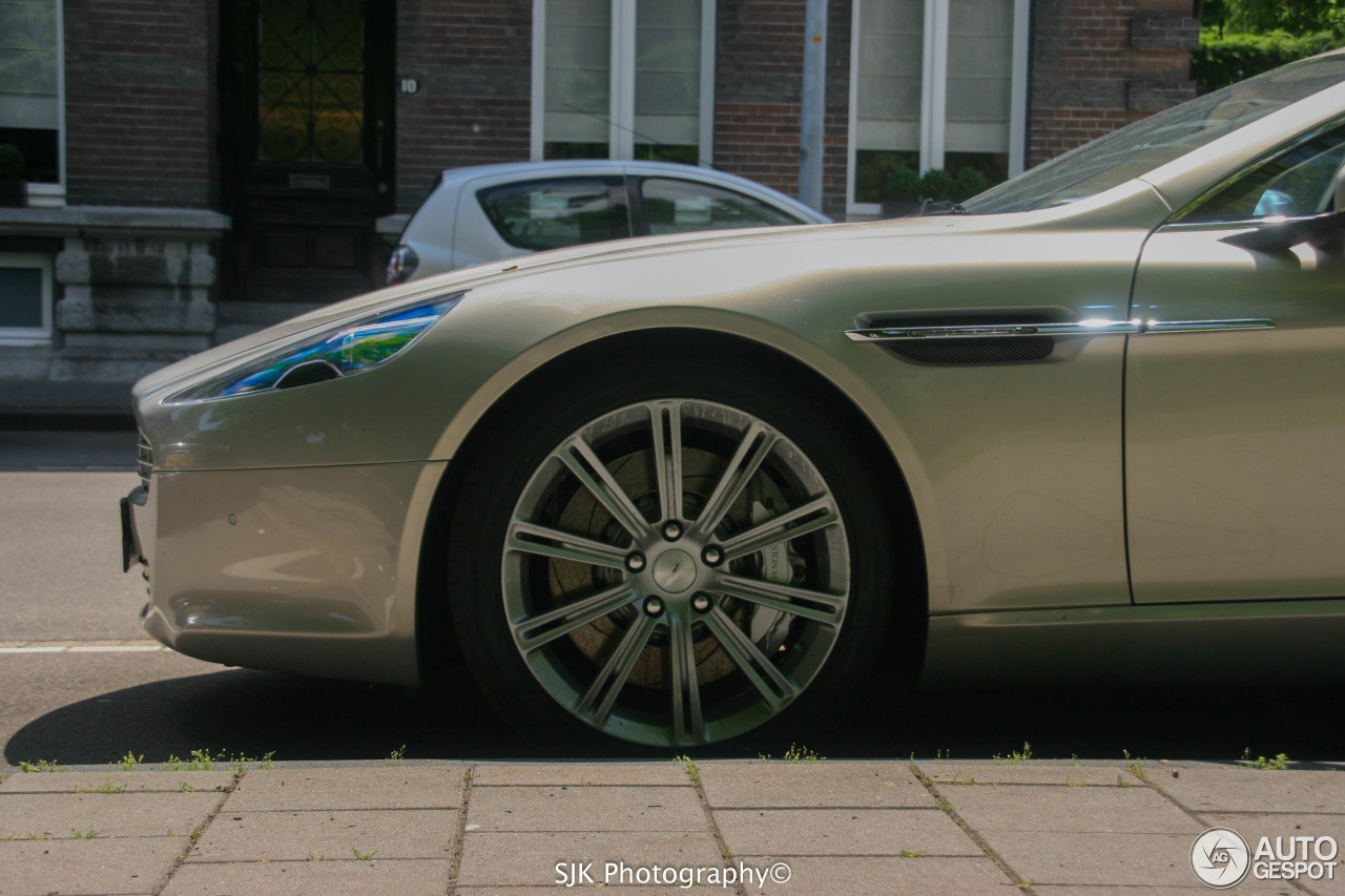 Aston Martin Rapide