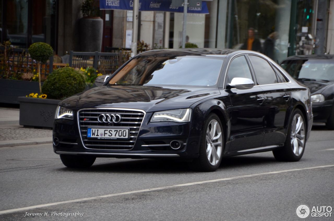 Audi S8 D4