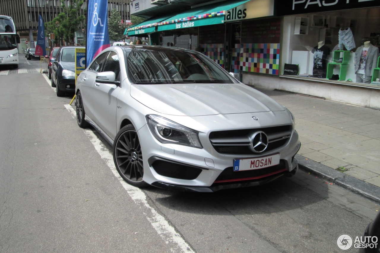 Mercedes-Benz CLA 45 AMG C117