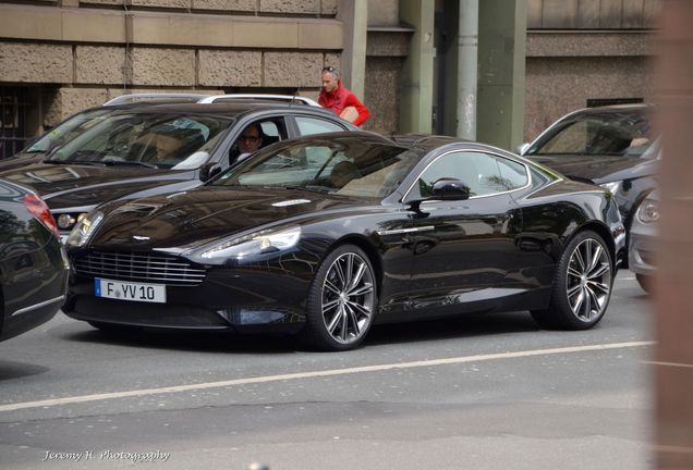 Aston Martin DB9 2013