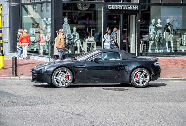 Aston Martin V8 Vantage Roadster