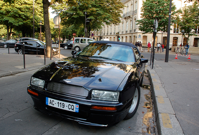 Aston Martin Virage Volante