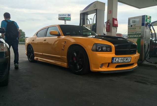 Dodge Charger SRT-8