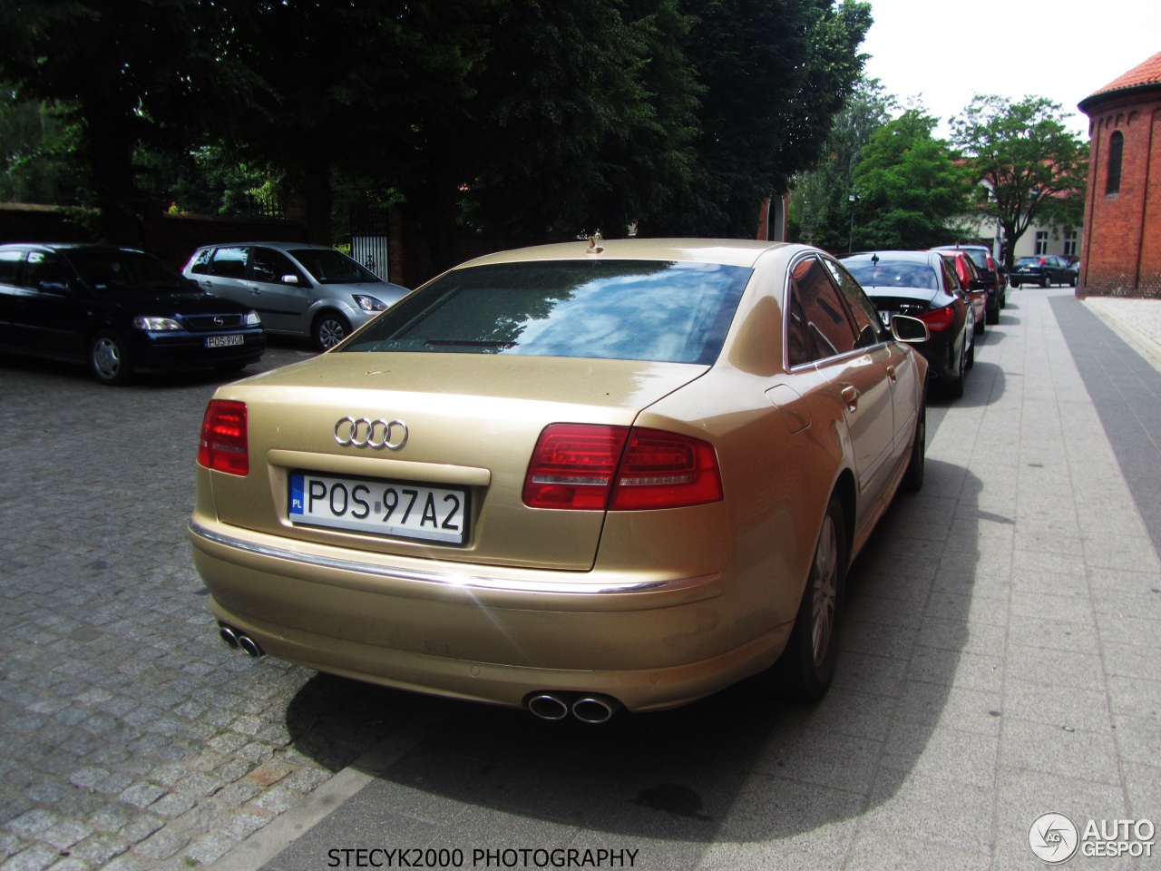 Audi S8 D3