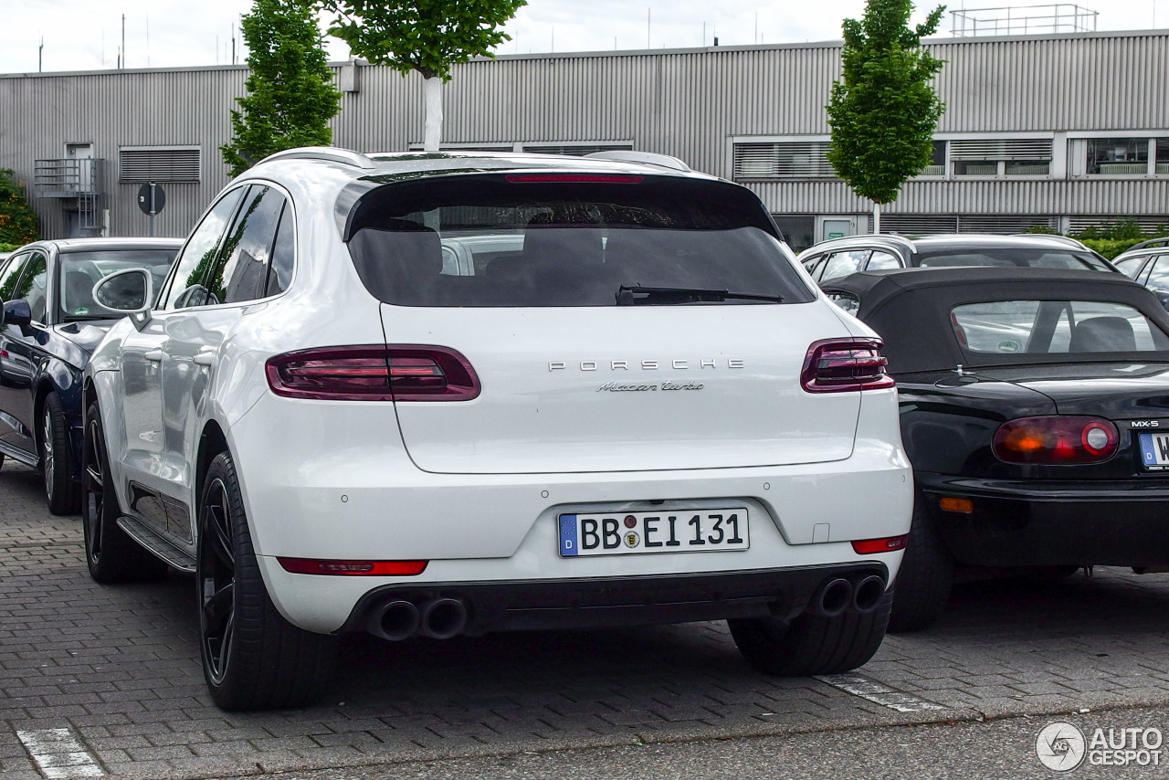 Porsche 95B Macan Turbo