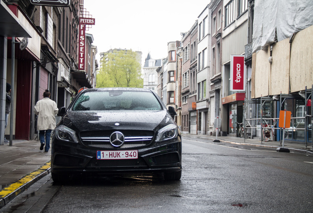 Mercedes-Benz A 45 AMG