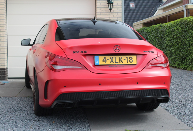 Mercedes-Benz CLA 45 AMG C117