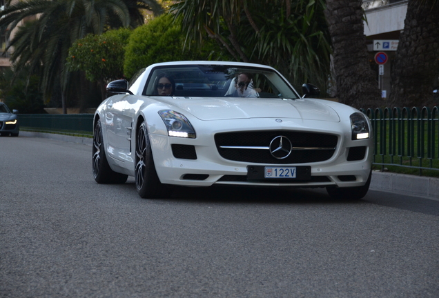 Mercedes-Benz SLS AMG GT Roadster