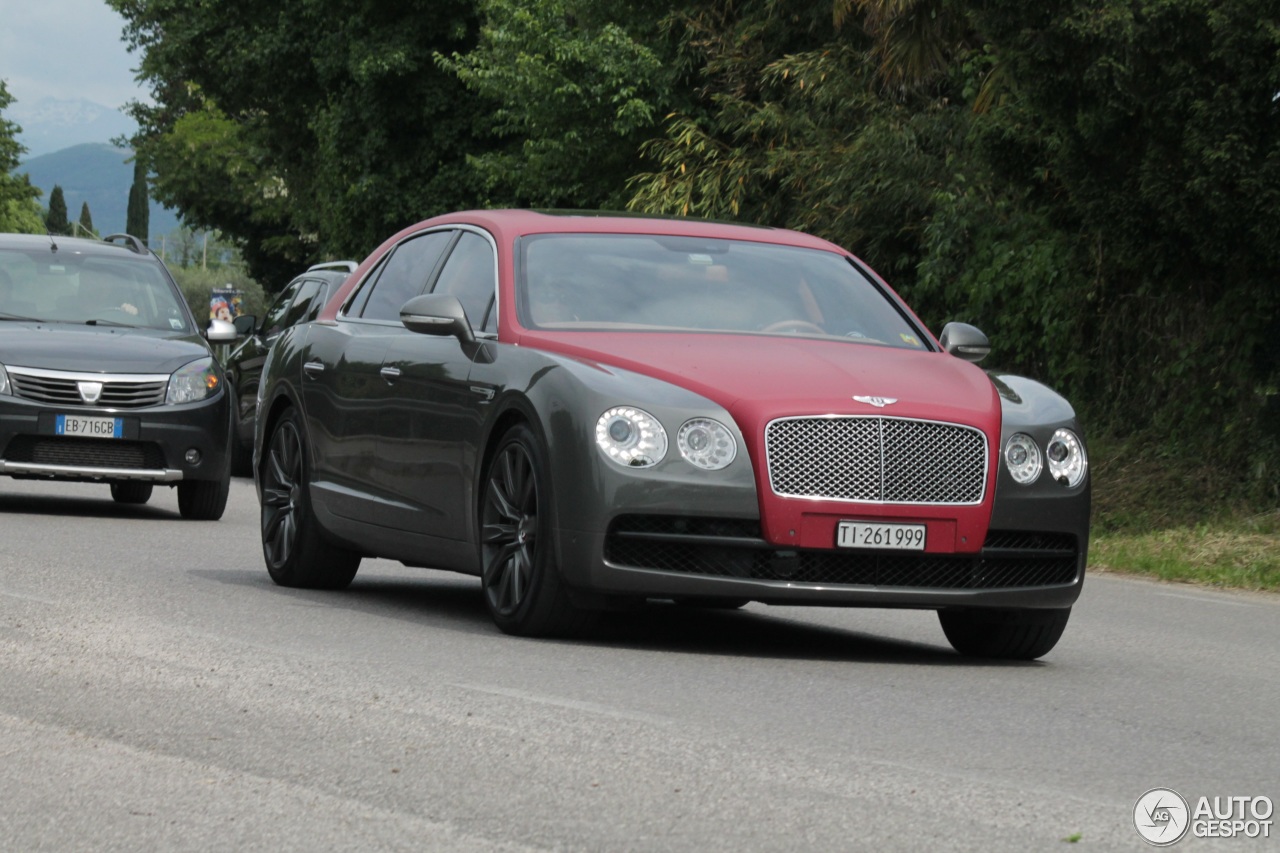 Bentley Flying Spur V8