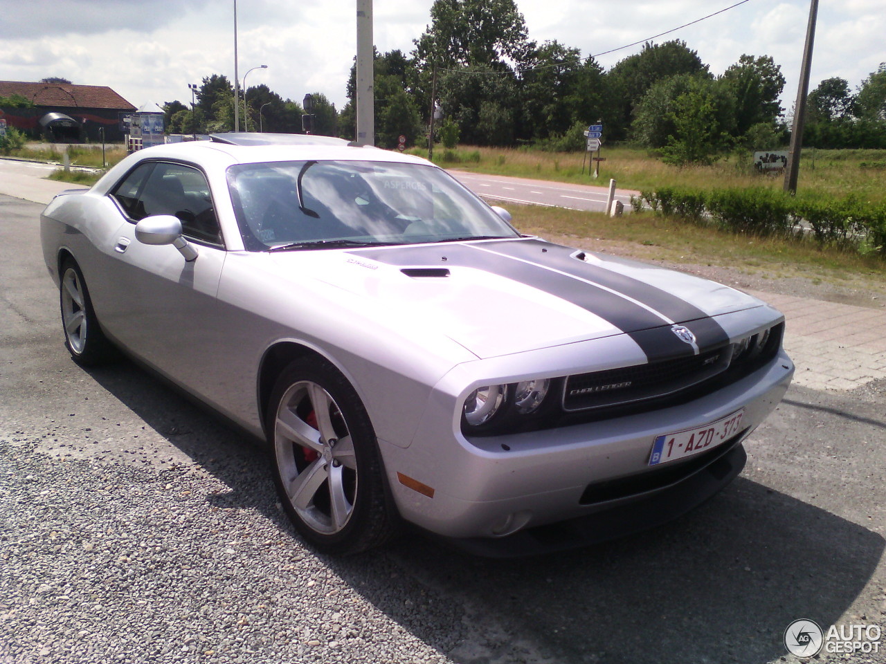 Dodge Challenger SRT-8