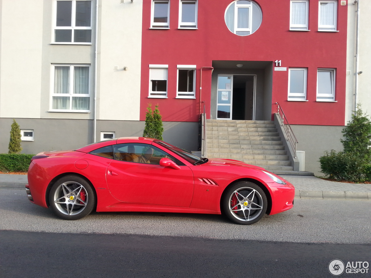 Ferrari California