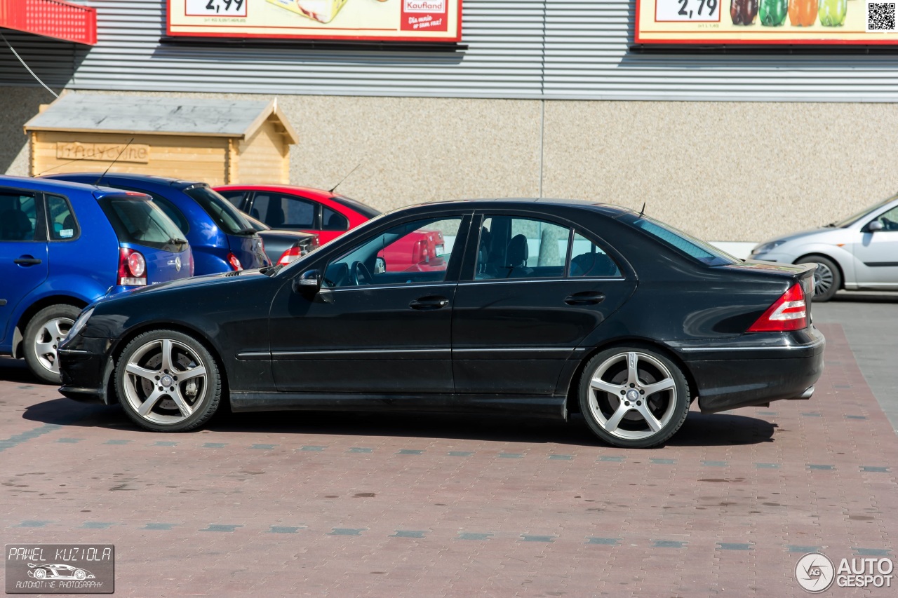 Mercedes-Benz C 55 AMG