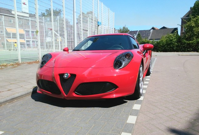 Alfa Romeo 4C Coupé