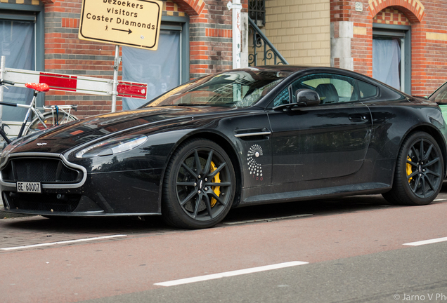 Aston Martin V12 Vantage S