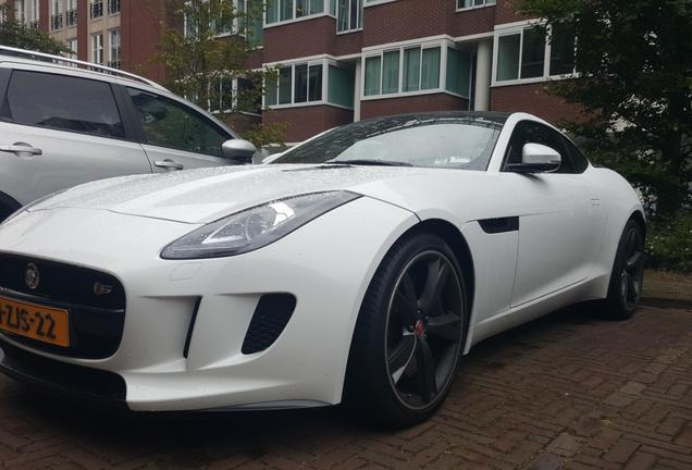 Jaguar F-TYPE S Coupé