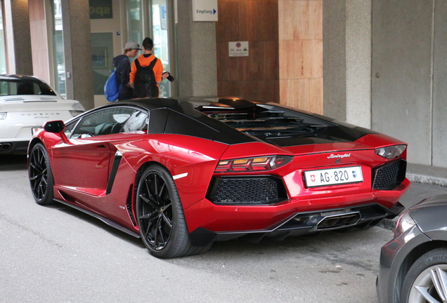 Lamborghini Aventador LP700-4