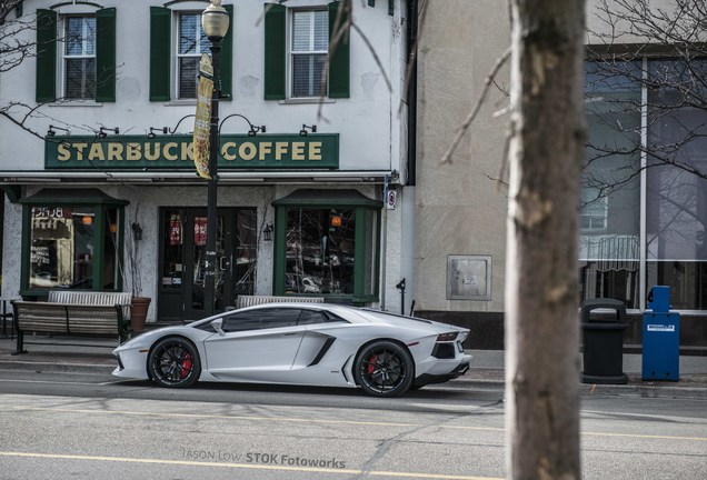 Lamborghini Aventador LP700-4