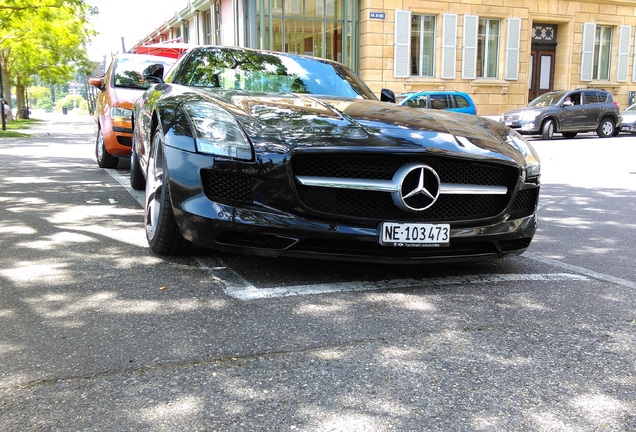 Mercedes-Benz SLS AMG