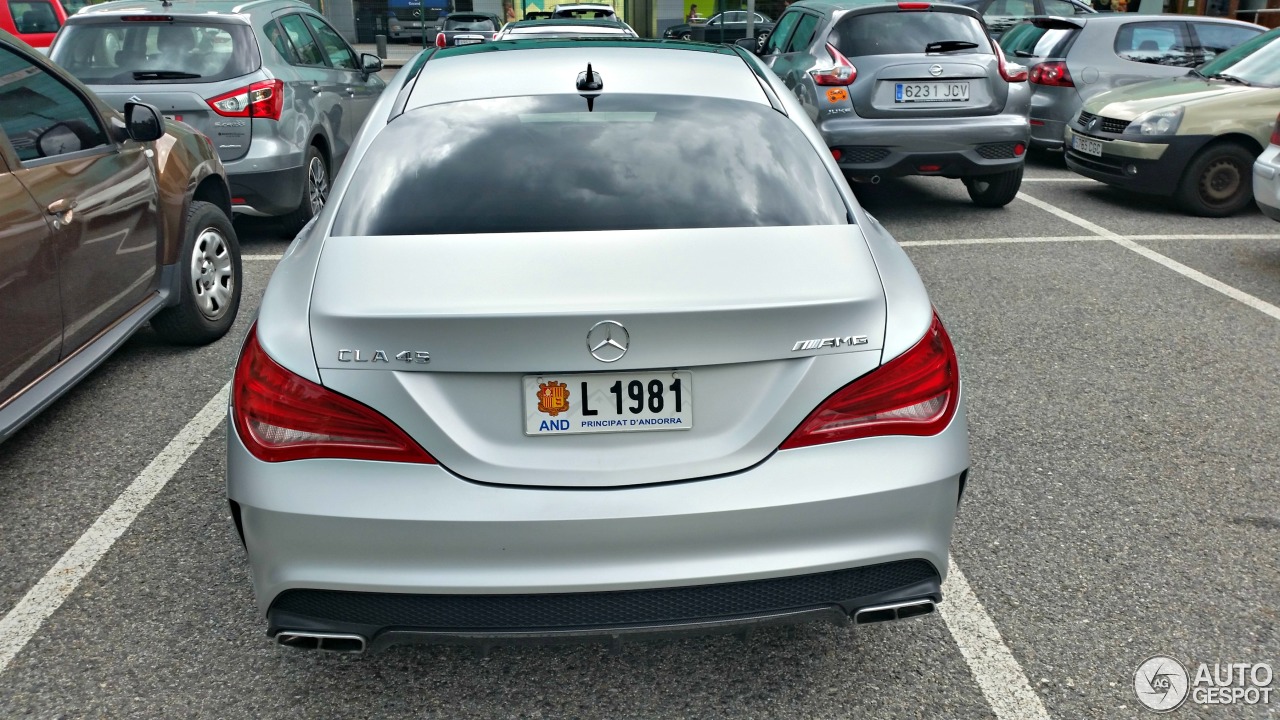 Mercedes-Benz CLA 45 AMG C117