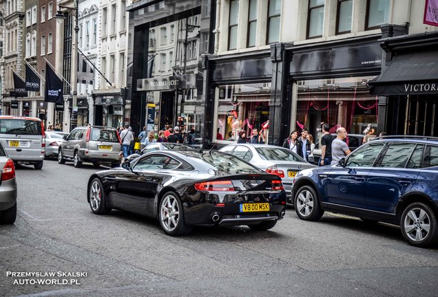 Aston Martin V8 Vantage