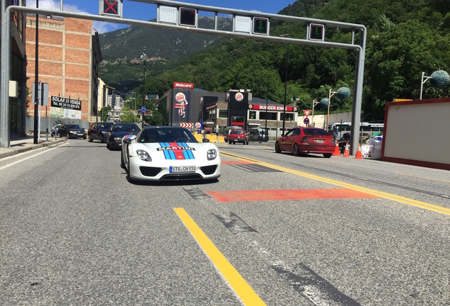 Porsche 918 Spyder Weissach Package