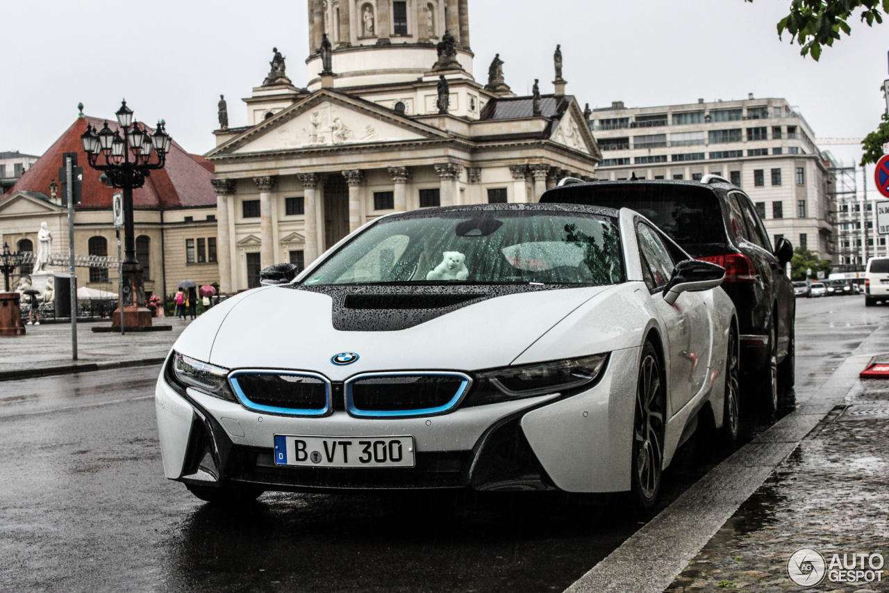 BMW i8