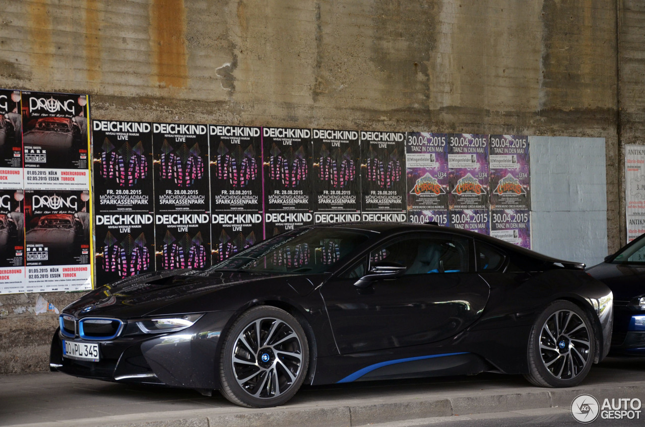 BMW i8