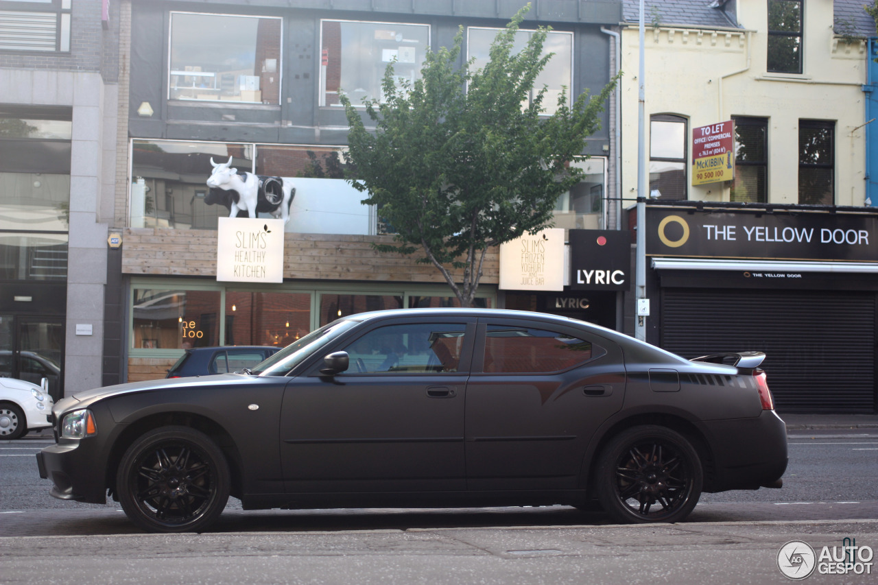 Dodge Charger SRT-8