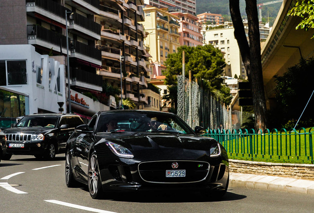 Jaguar F-TYPE R Coupé