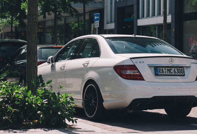 Mercedes-Benz C 63 AMG W204 2012