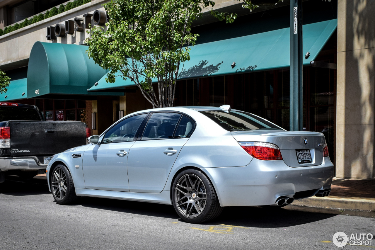 BMW M5 E60 2007