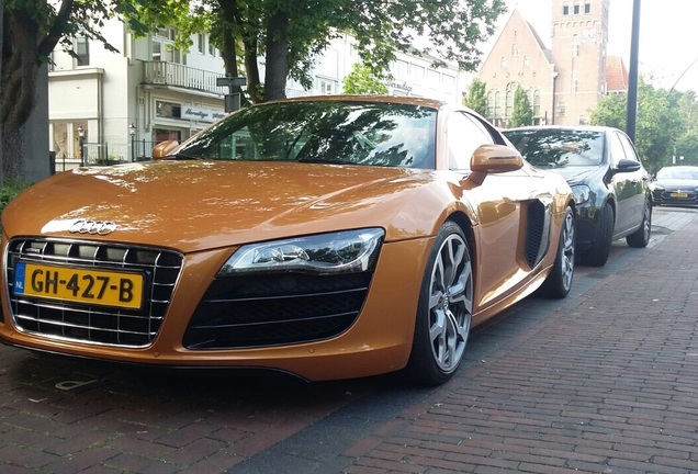 Audi R8 V10