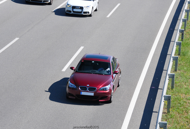 BMW M5 E60 2005
