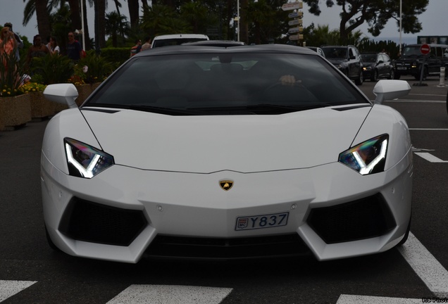 Lamborghini Aventador LP700-4 Roadster