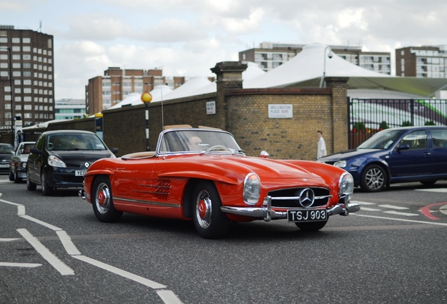 Mercedes-Benz 300SL Roadster