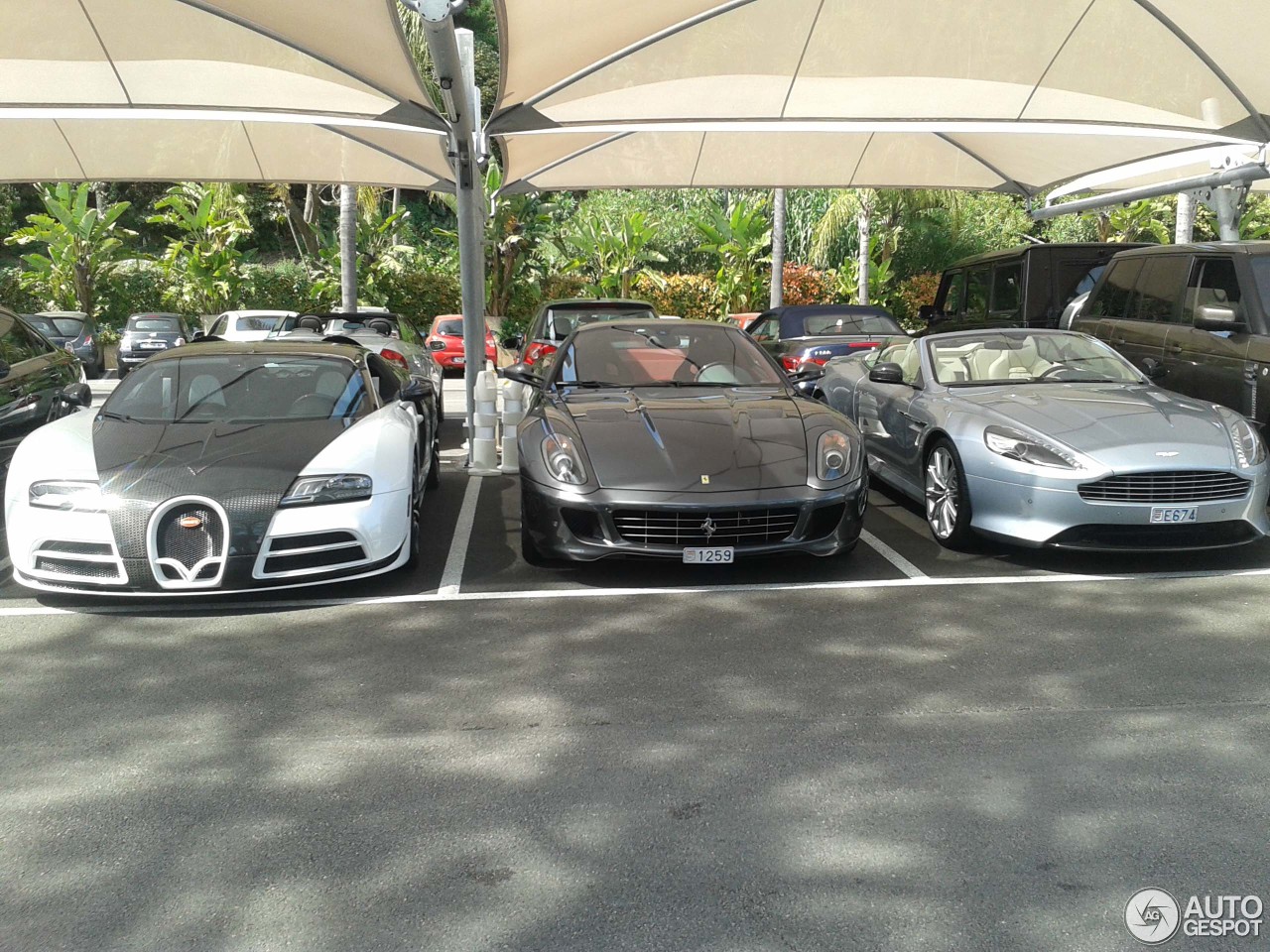 Aston Martin DB9 Volante 2013