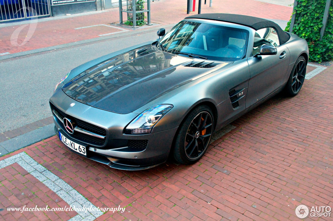 Mercedes-Benz SLS AMG GT Roadster Final Edition