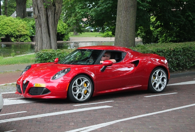 Alfa Romeo 4C Coupé