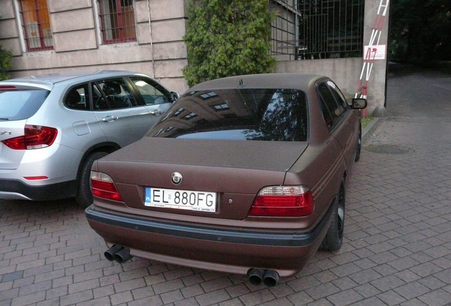 Alpina B12 6.0