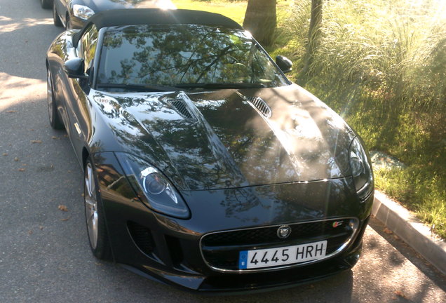 Jaguar F-TYPE S Convertible