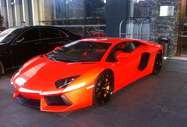 Lamborghini Aventador LP700-4