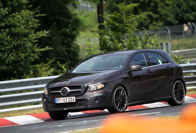 Mercedes-Benz A-Klasse W176 2015