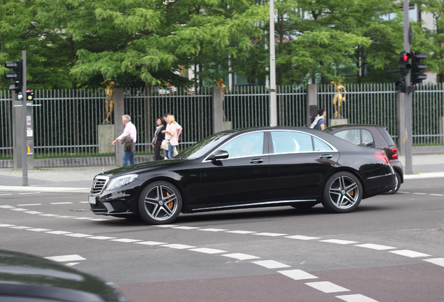 Mercedes-Benz S 63 AMG V222