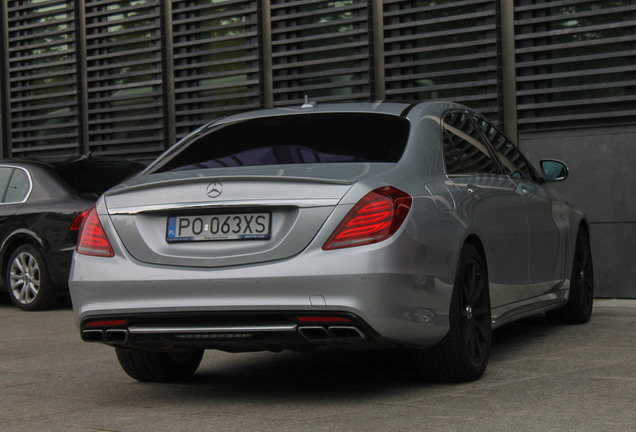 Mercedes-Benz S 63 AMG V222