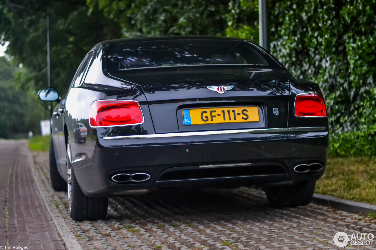 Bentley Flying Spur V8