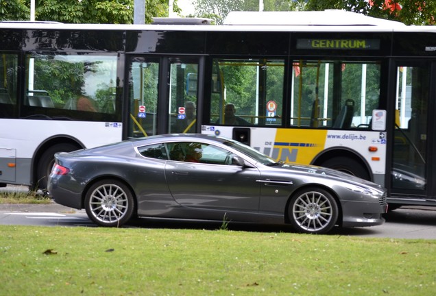 Aston Martin DB9