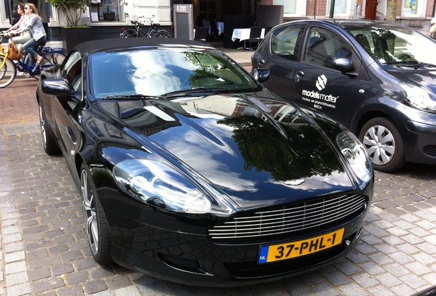 Aston Martin DB9 Volante