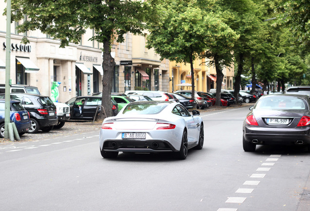 Aston Martin Vanquish 2013