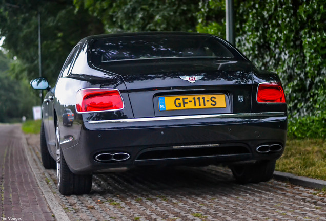 Bentley Flying Spur V8